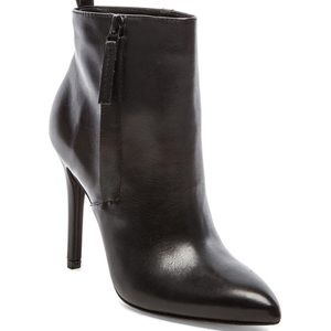 Pour La Victoire Black Zane Ankle Bootie, worn 1x!